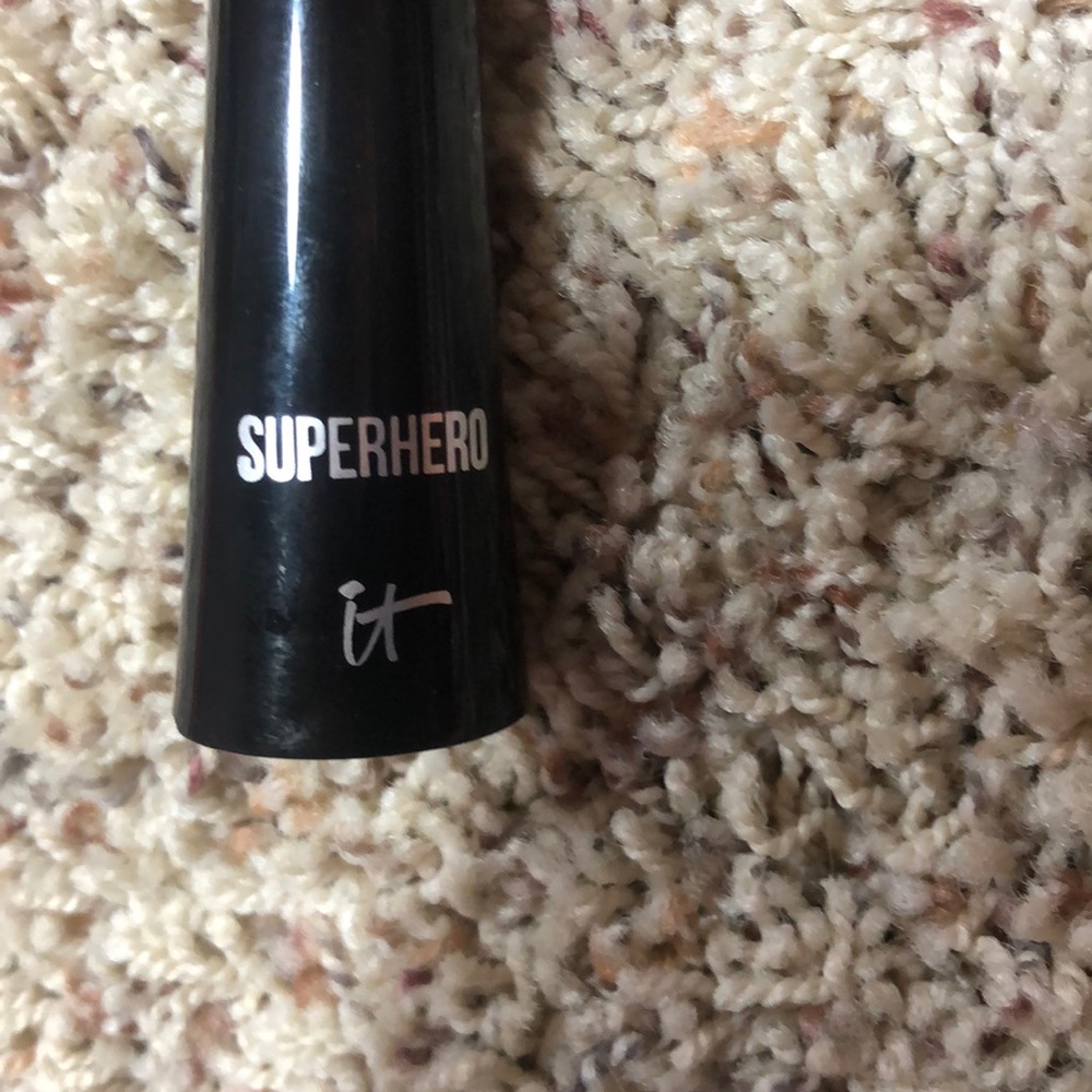 Makeup - Picture 2 of 2